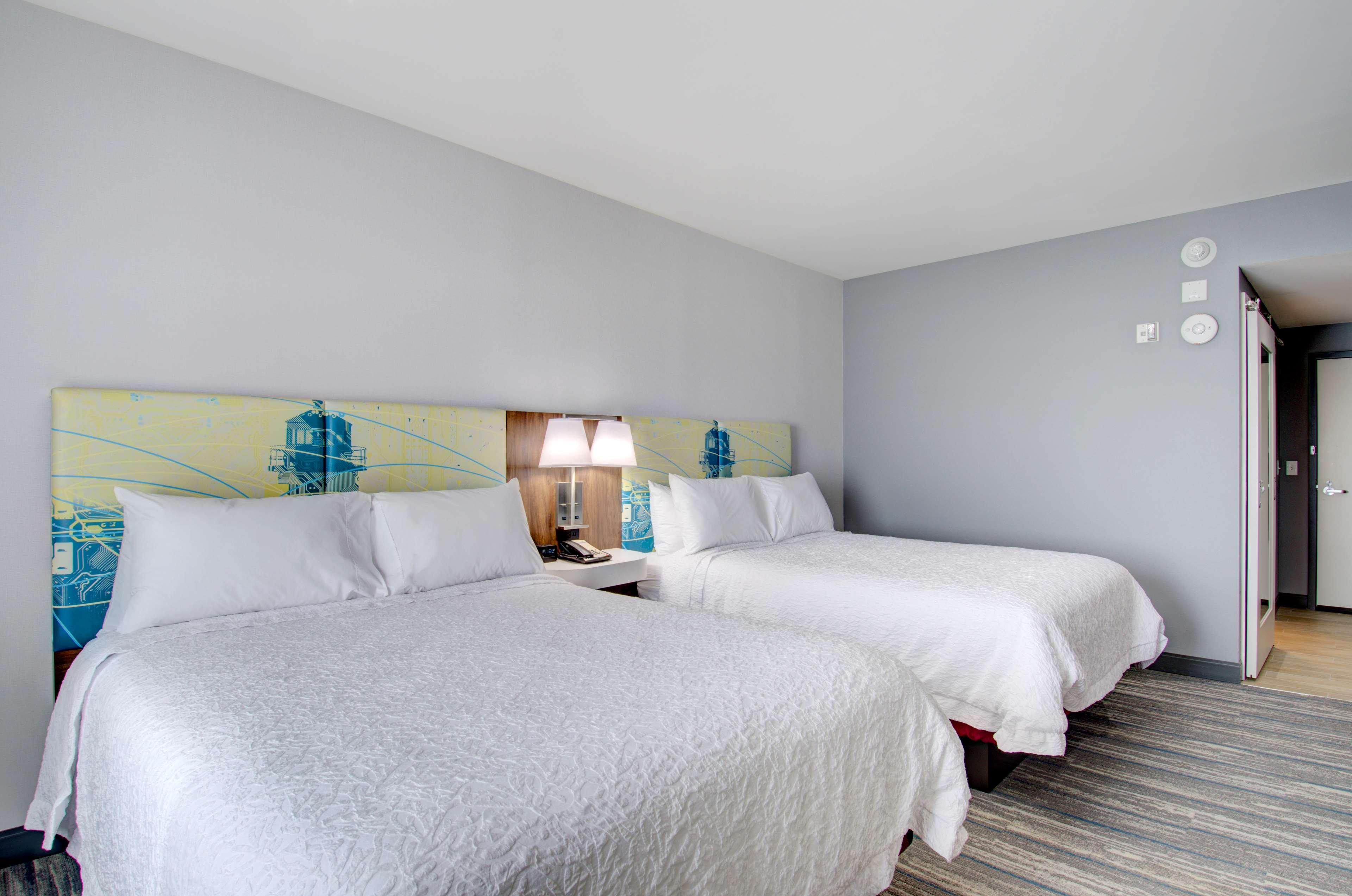 Hampton Inn & Suites Portland West Ngoại thất bức ảnh