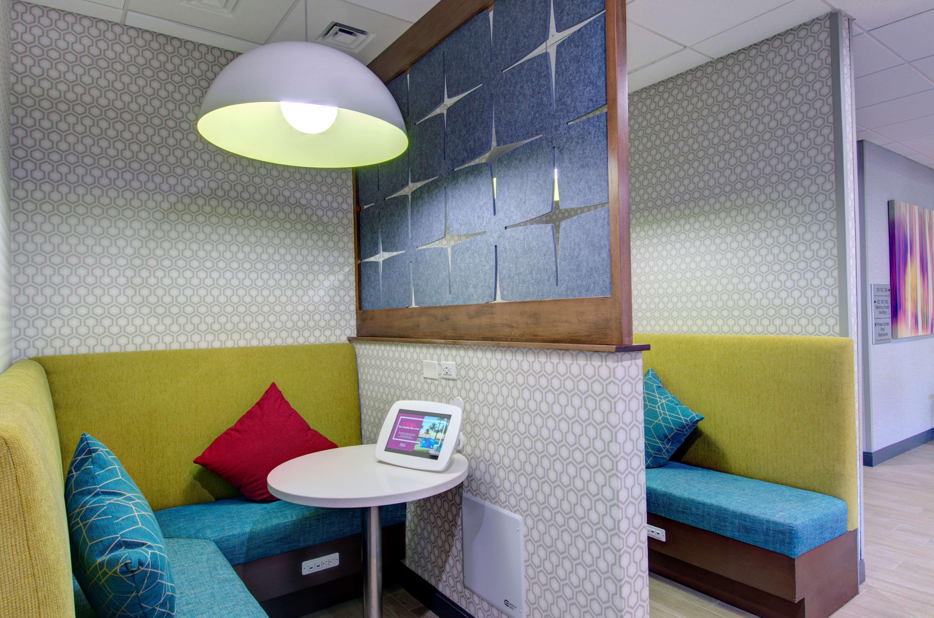 Hampton Inn & Suites Portland West Ngoại thất bức ảnh